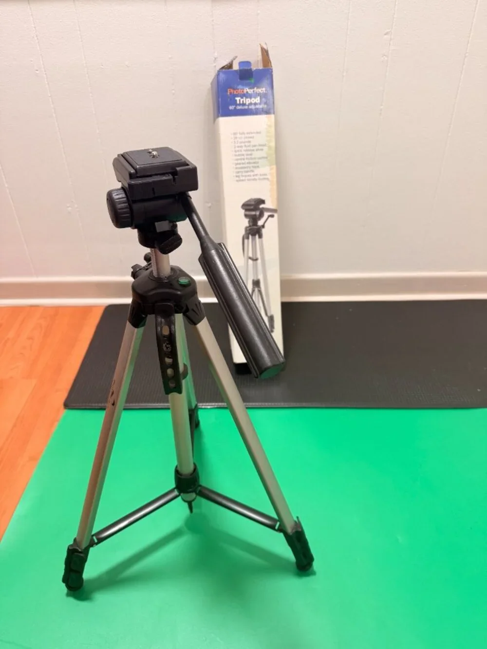 Photo Perfect Tripod 60